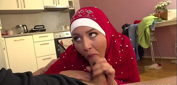  Guy punishes his tardy muslim girlfriend